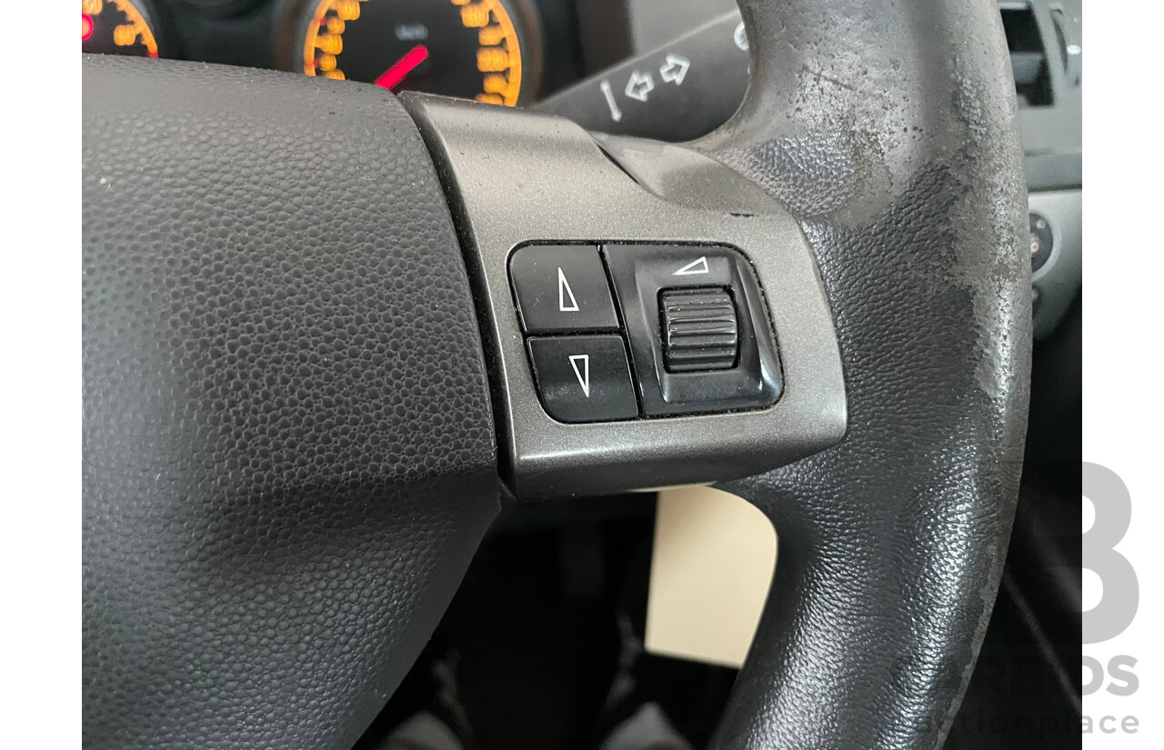 8/2006 Holden Astra CD AH MY06 5d Hatchback White 1.8L