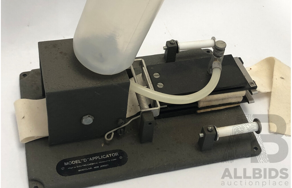 Vintage Model D Applicator