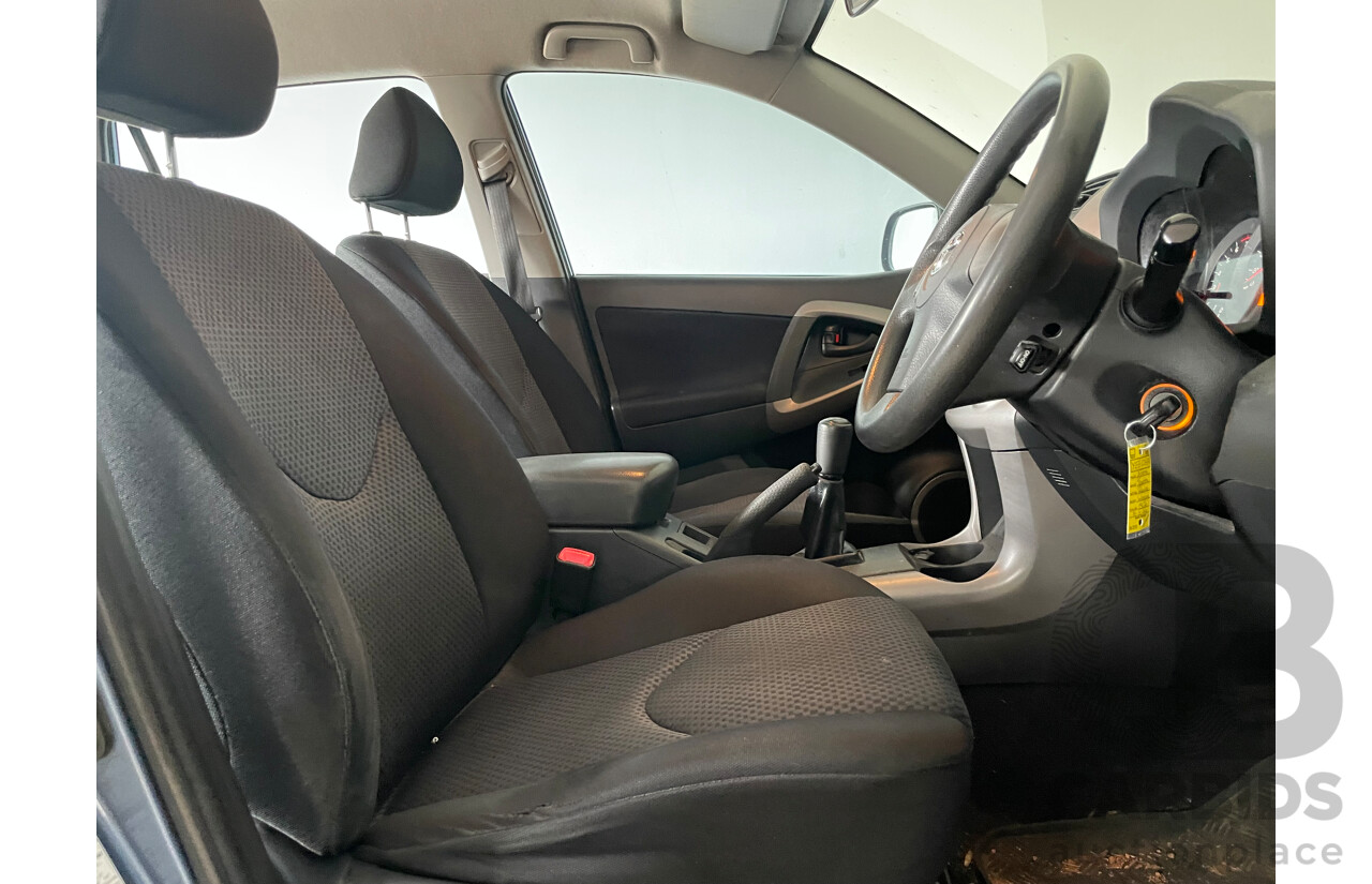 01/06 Toyota Rav4 CV (4x4) 4WD ACA33R 4D Wagon Blue 2.4L