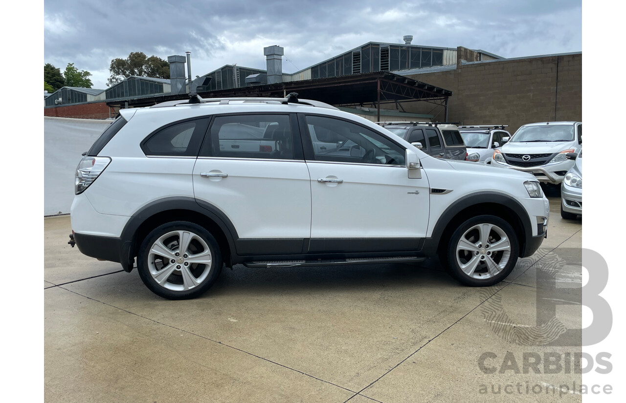 10/2011 Holden Captiva 7 LX (4x4) CG SERIES II 4d Wagon White 3.0L