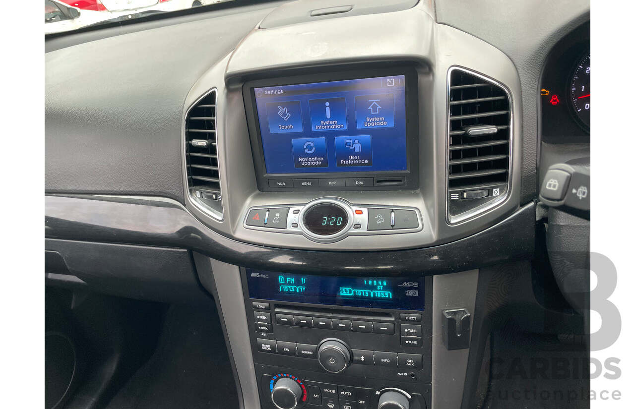 10/2011 Holden Captiva 7 LX (4x4) CG SERIES II 4d Wagon White 3.0L