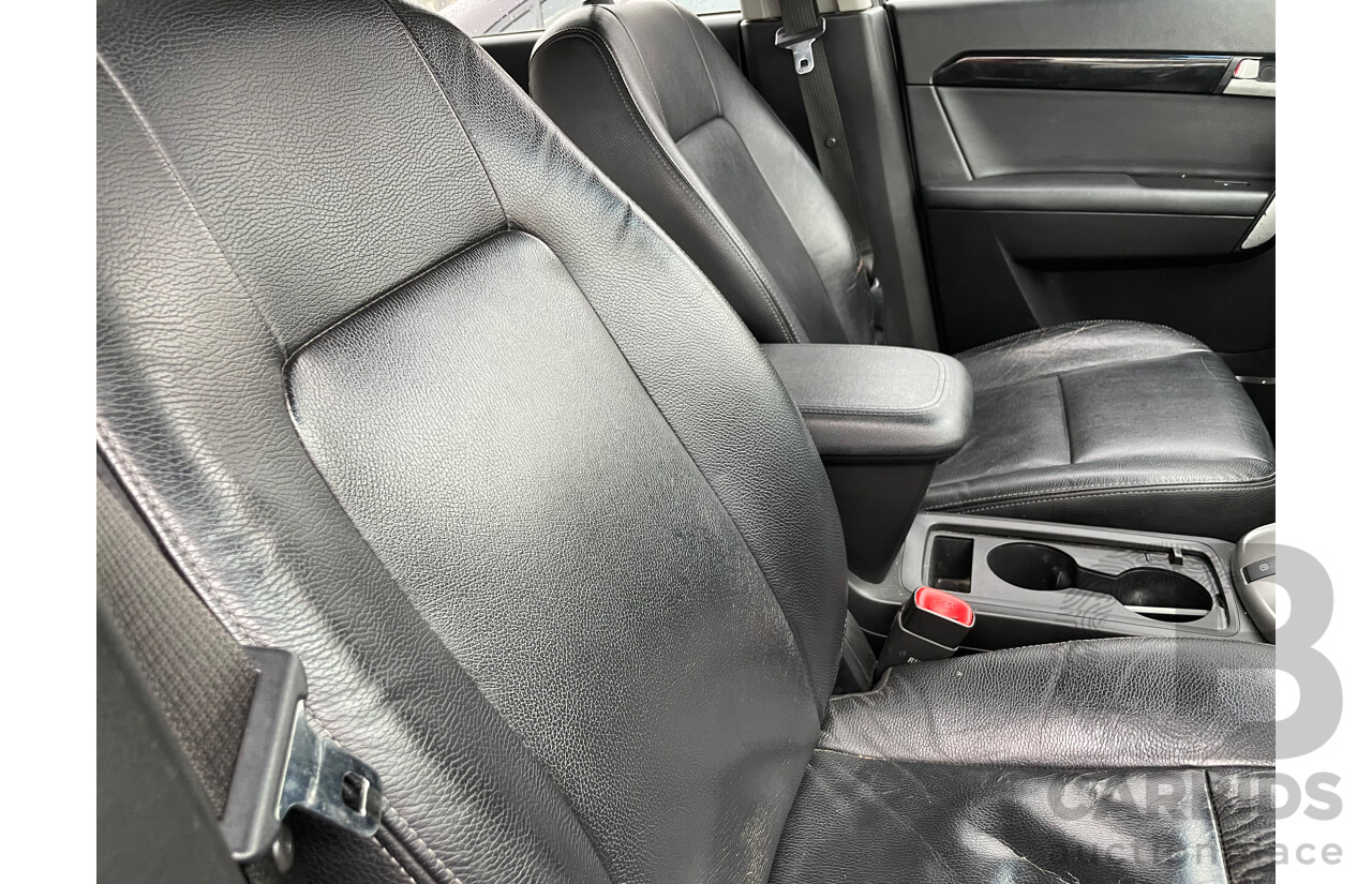 10/2011 Holden Captiva 7 LX (4x4) CG SERIES II 4d Wagon White 3.0L