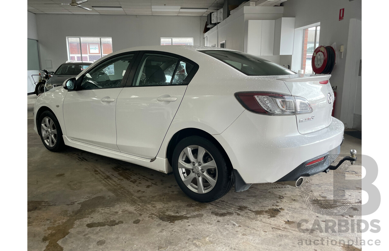 6/2011 Mazda Mazda3 Diesel MZR-CD BL 11 UPGRADE 4d Sedan White 2.2L