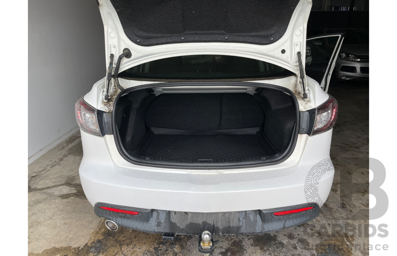 6/2011 Mazda Mazda3 Diesel MZR-CD BL 11 UPGRADE 4d Sedan White 2.2L