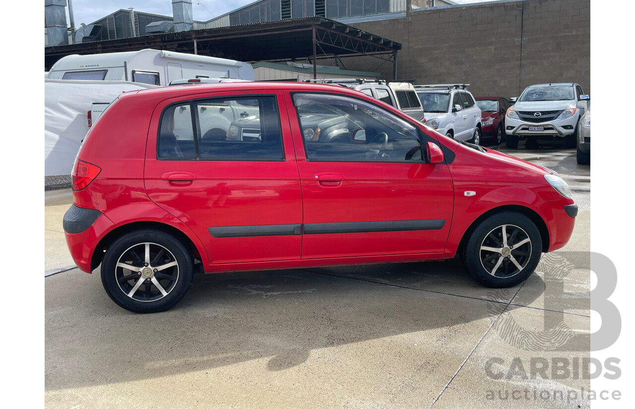 7/2010 Hyundai Getz S TB MY09 5d Hatchback Red 1.4L