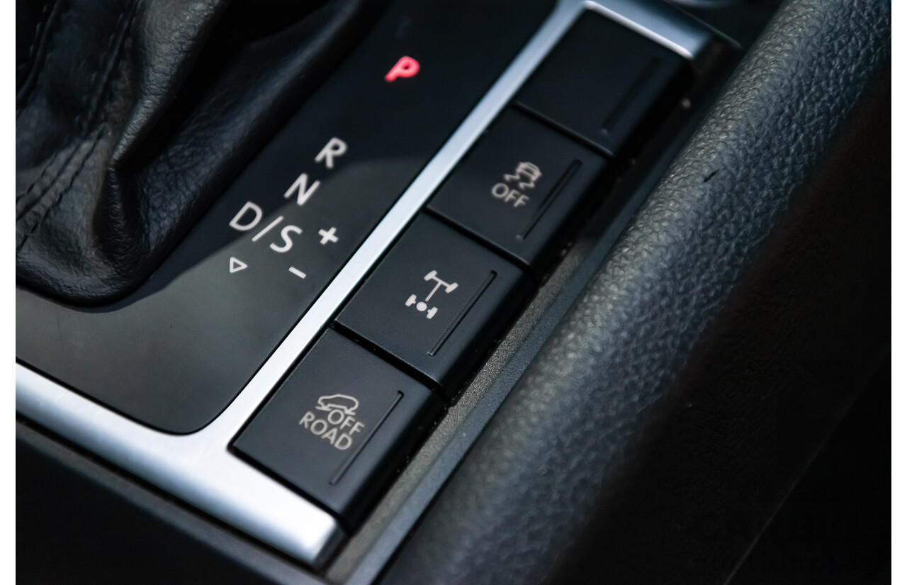 02/2019 Volkswagen Amarok TDI550 Highline V6 4Motion (4x4) 2H MY19 Dual Cab Utility Blue Metallic Turbo Diesel V6 3.0L