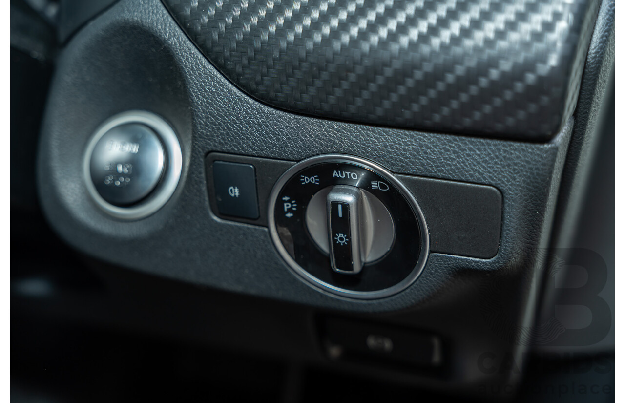 03/2017 Mercedes Benz A45 AMG (AWD) 176 4d Hatchback White Turbo 2.0L