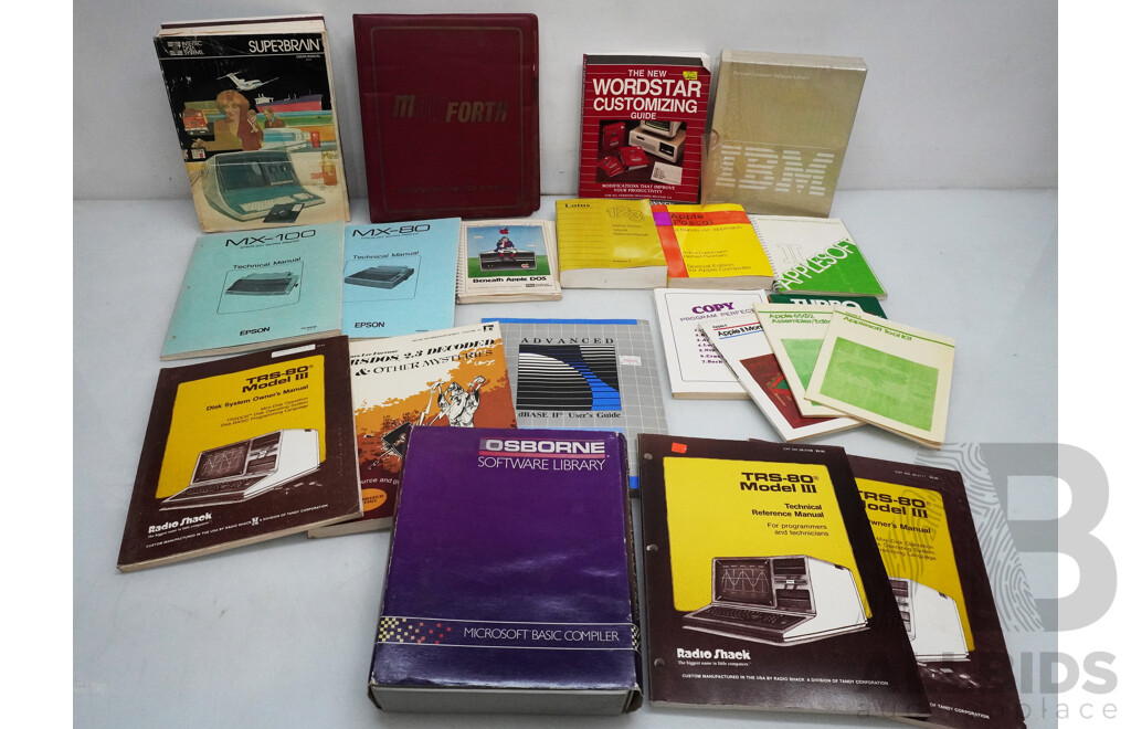 Assorted Lot of Vintage Computer Reference Books & Manuals