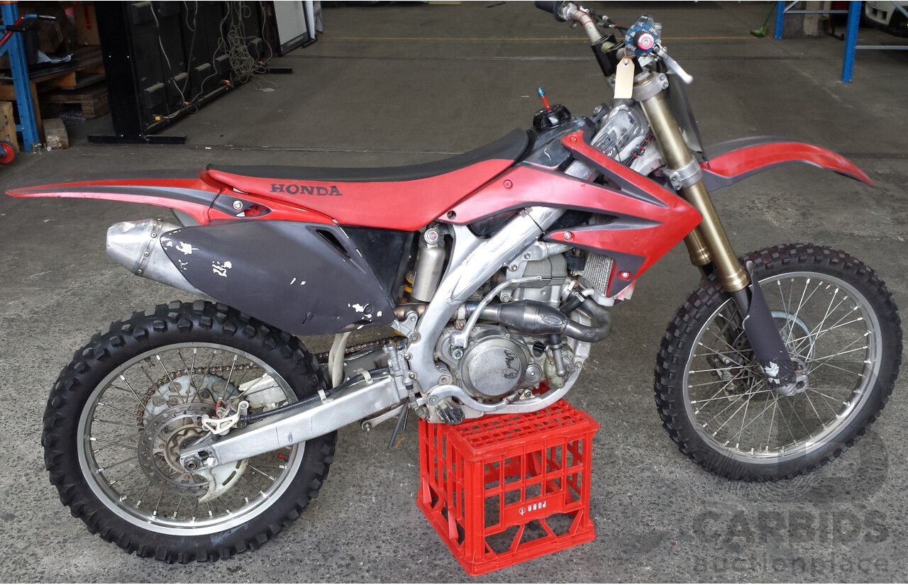 2008 Honda CRF450R Motorcycle