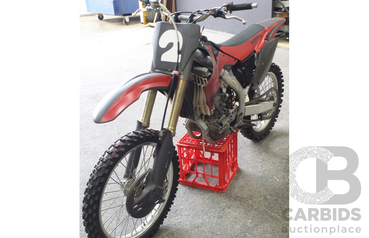 2008 Honda CRF450R Motorcycle
