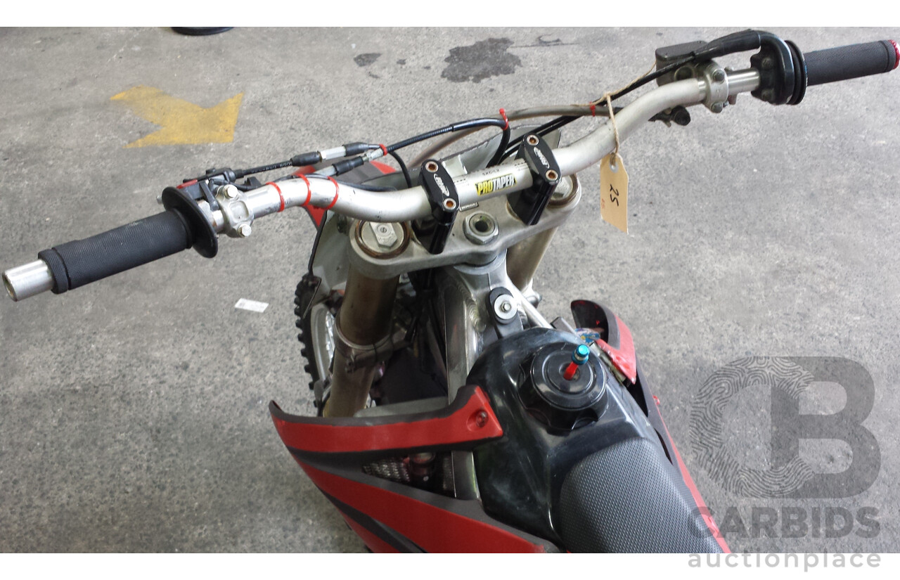 2008 Honda CRF450R Motorcycle