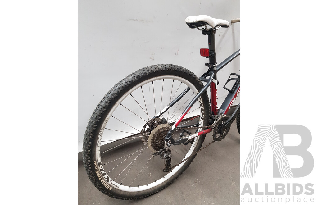 Avanti Aggressor 27 Speed Mountain Bike
