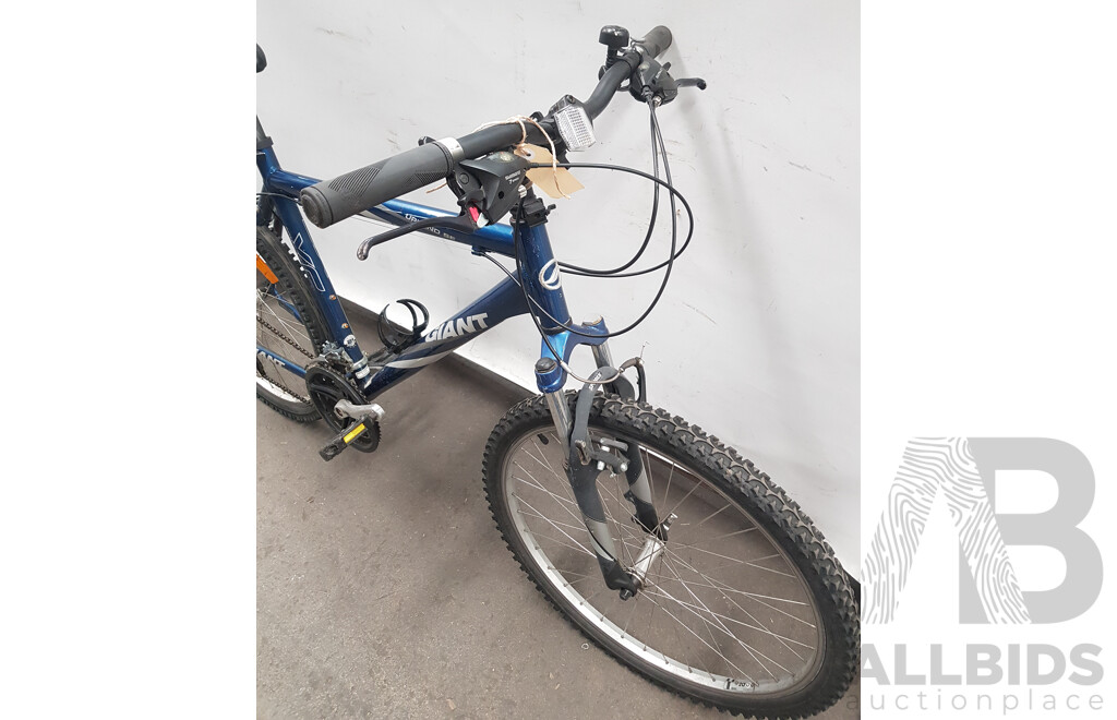 Giant Upland SE 21 Speed Mountain Bike