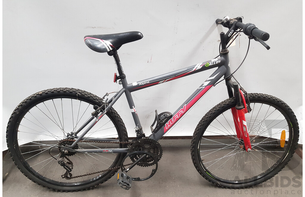 Huffy Alpine 18 Speed Electric Mountain Bike