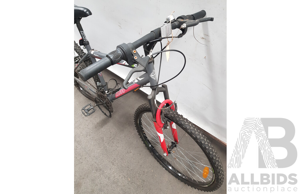 Huffy Alpine 18 Speed Electric Mountain Bike