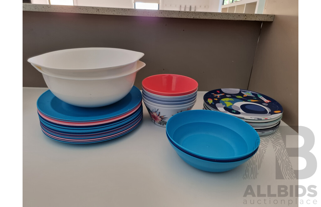 Collection of Kid's Plasticware and Giant Magnetic Plant Life Cycle