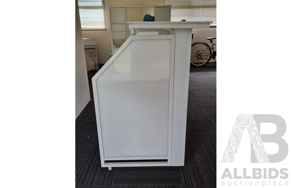 Outdoor Foldable Pop-Up Bar