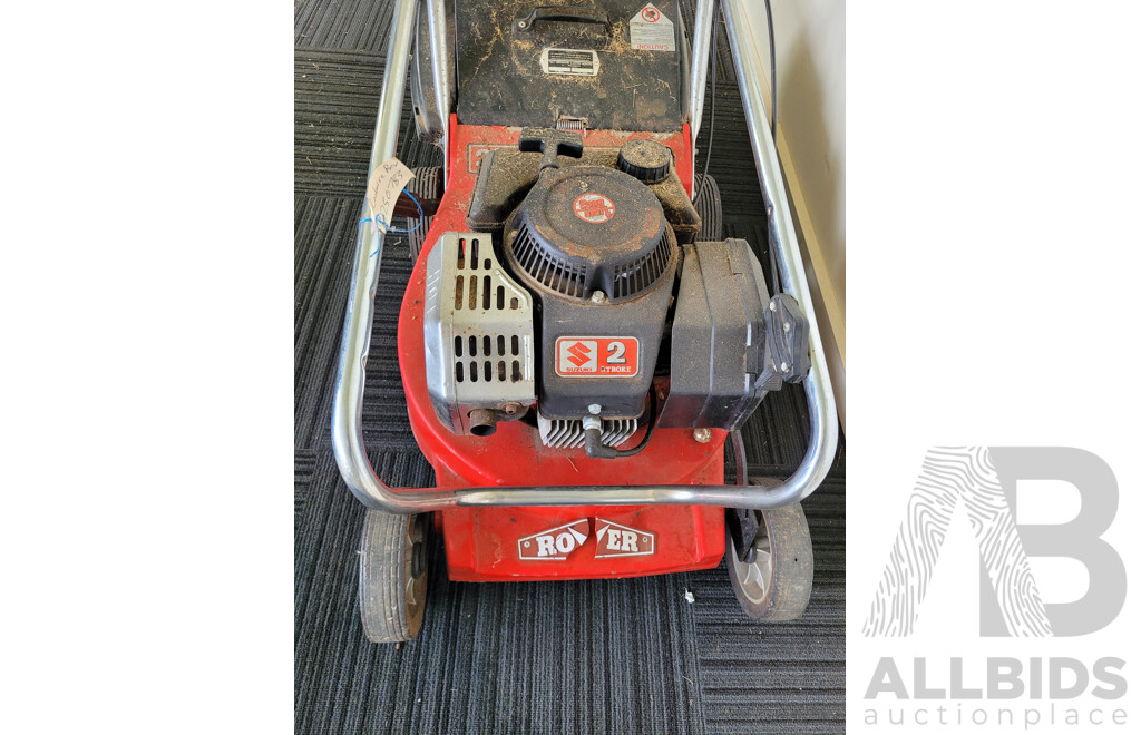 Rover Scott Bonnar XL Lawn Mower