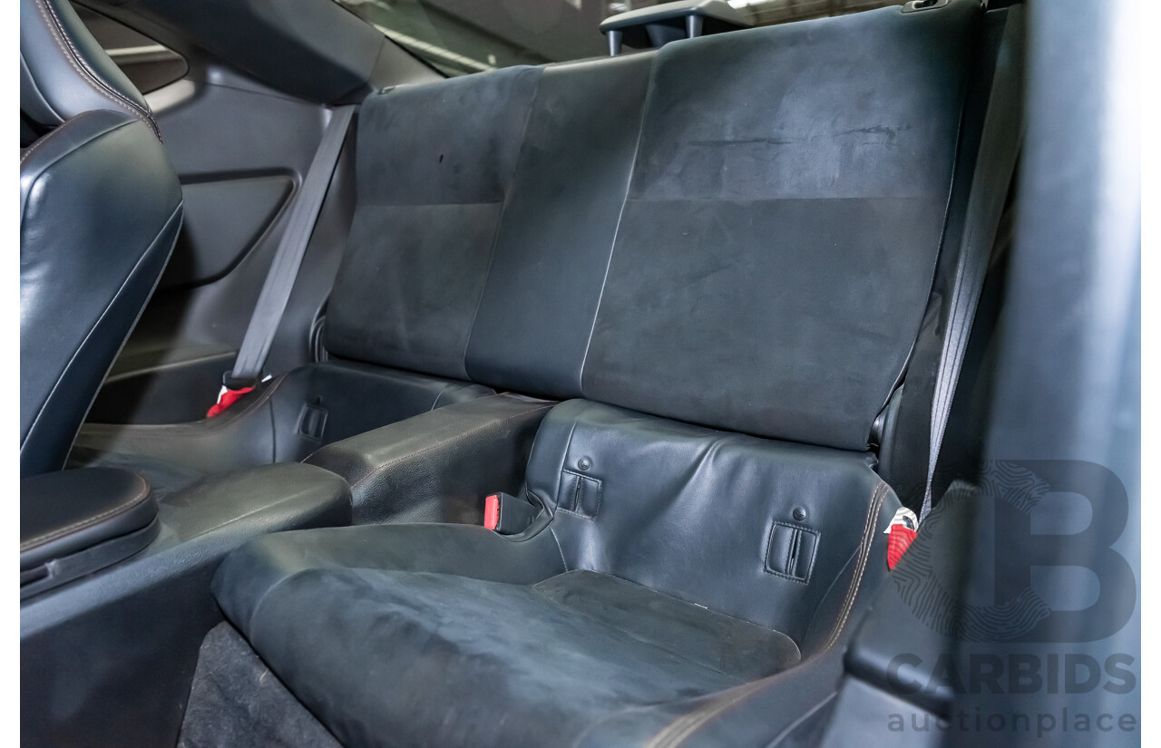 12/2013 Toyota 86 GTS ZN6 MY14 2d Coupe Pearl White Metallic 2.0L