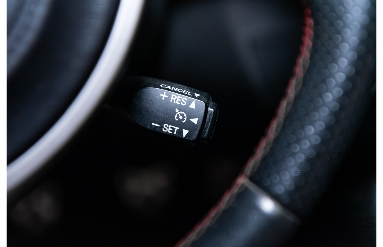 12/2013 Toyota 86 GTS ZN6 MY14 2d Coupe Pearl White Metallic 2.0L