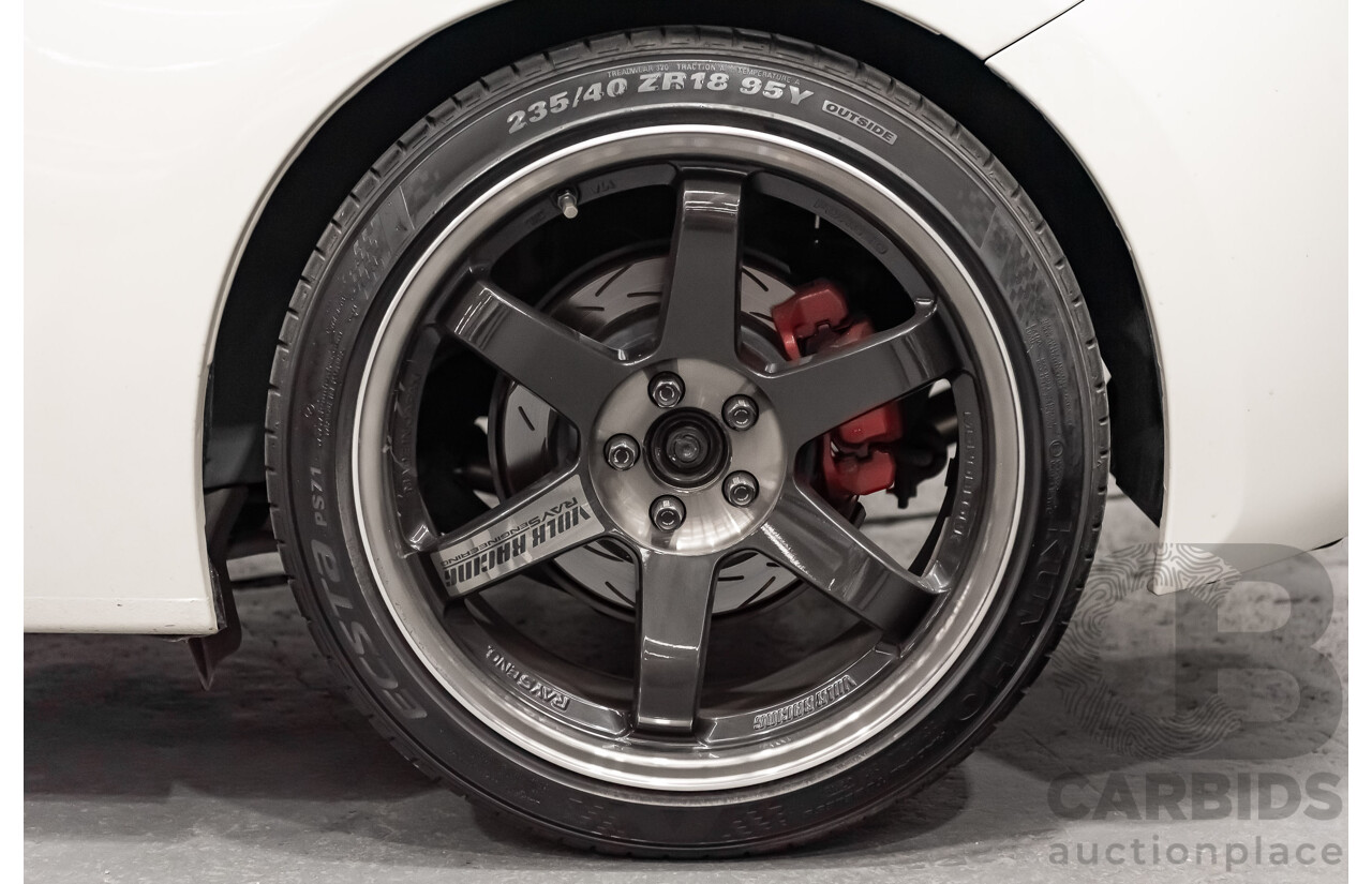 12/2013 Toyota 86 GTS ZN6 MY14 2d Coupe Pearl White Metallic 2.0L