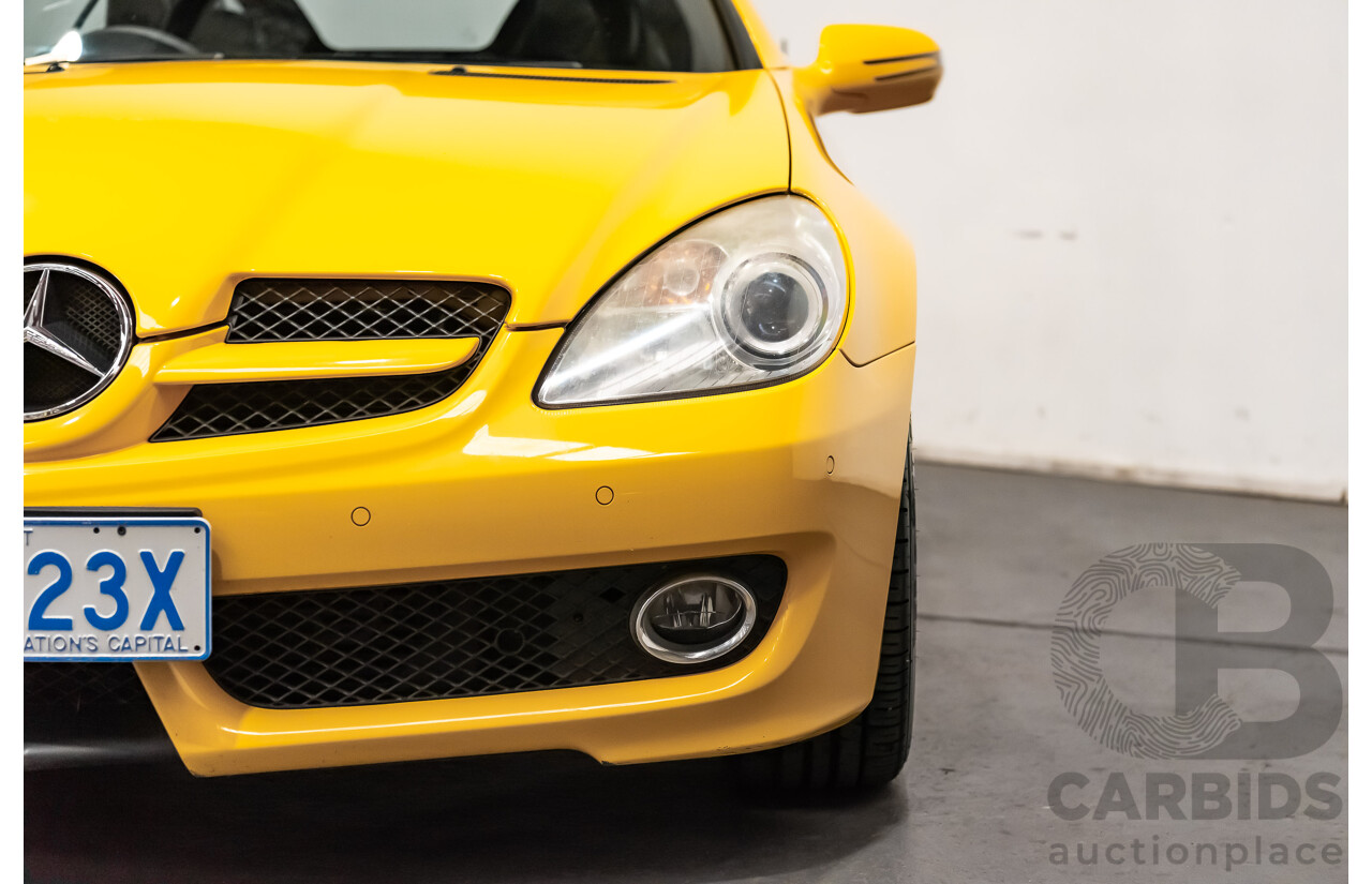 5/2009 Mercedes Benz SLK 200 Kompressor R171 08 Upgrade 2d Convertible Yellowstone Supercharged 1.8L