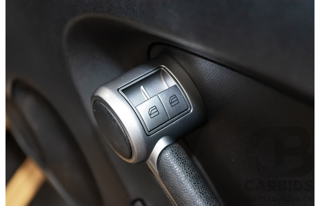 5/2009 Mercedes Benz SLK 200 Kompressor R171 08 Upgrade 2d Convertible Yellowstone Supercharged 1.8L