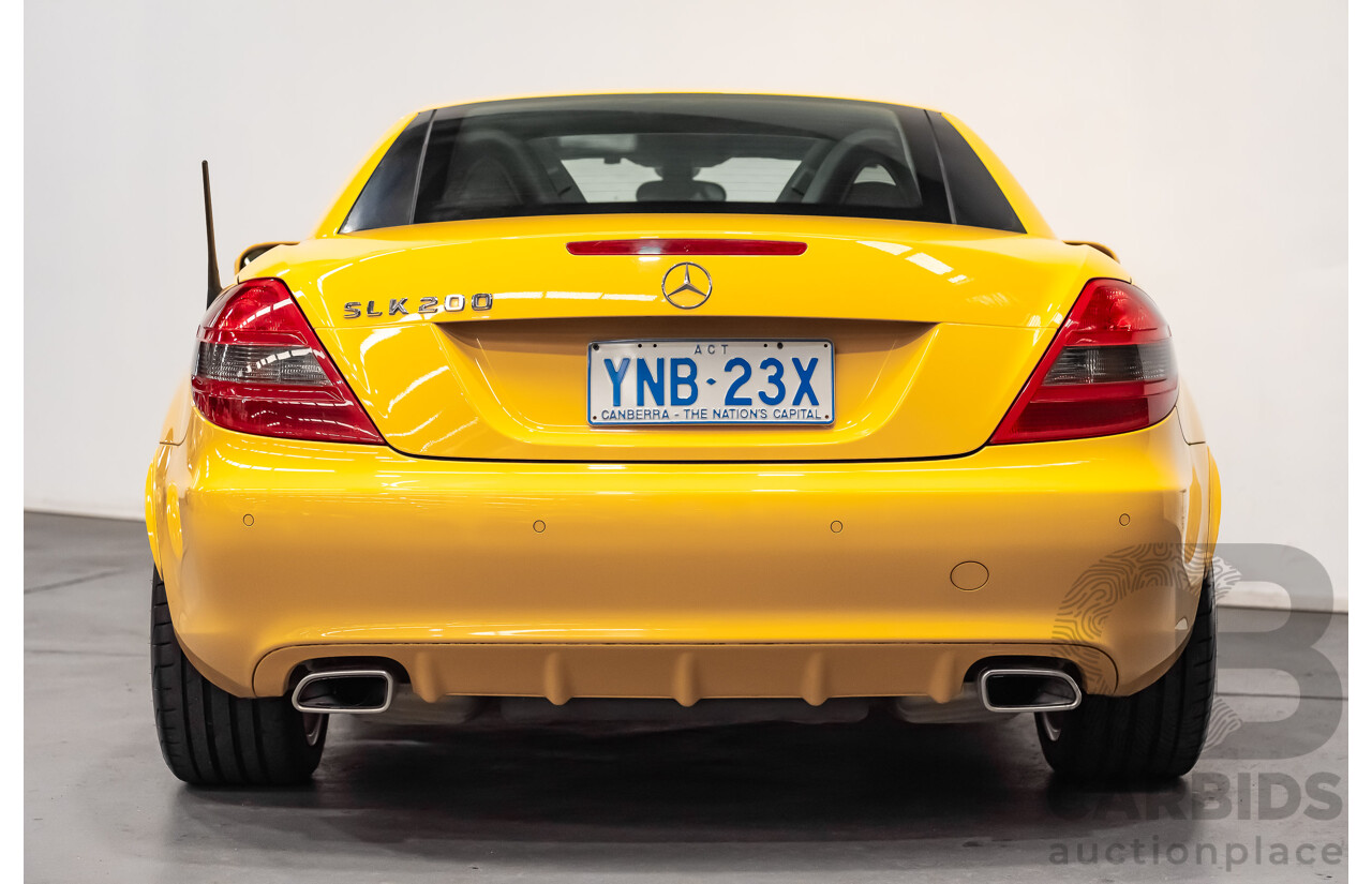 5/2009 Mercedes Benz SLK 200 Kompressor R171 08 Upgrade 2d Convertible Yellowstone Supercharged 1.8L