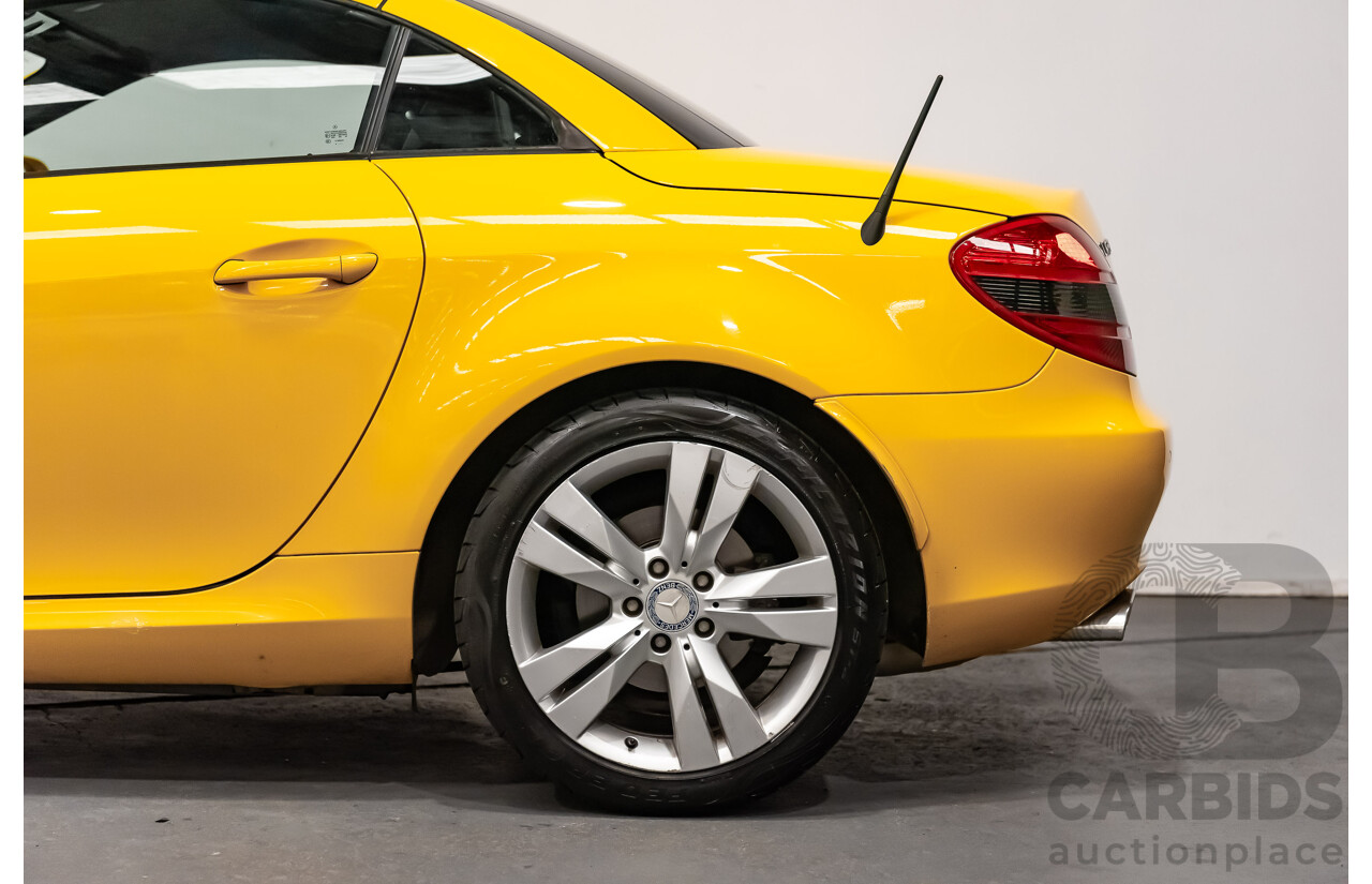 5/2009 Mercedes Benz SLK 200 Kompressor R171 08 Upgrade 2d Convertible Yellowstone Supercharged 1.8L