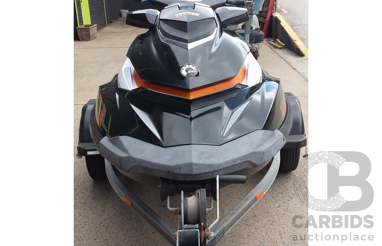 2011 Sea Doo GTI SE 155 Personal Watercraft Jetski and 02/2015 Boeing Jet-Ski Trailer