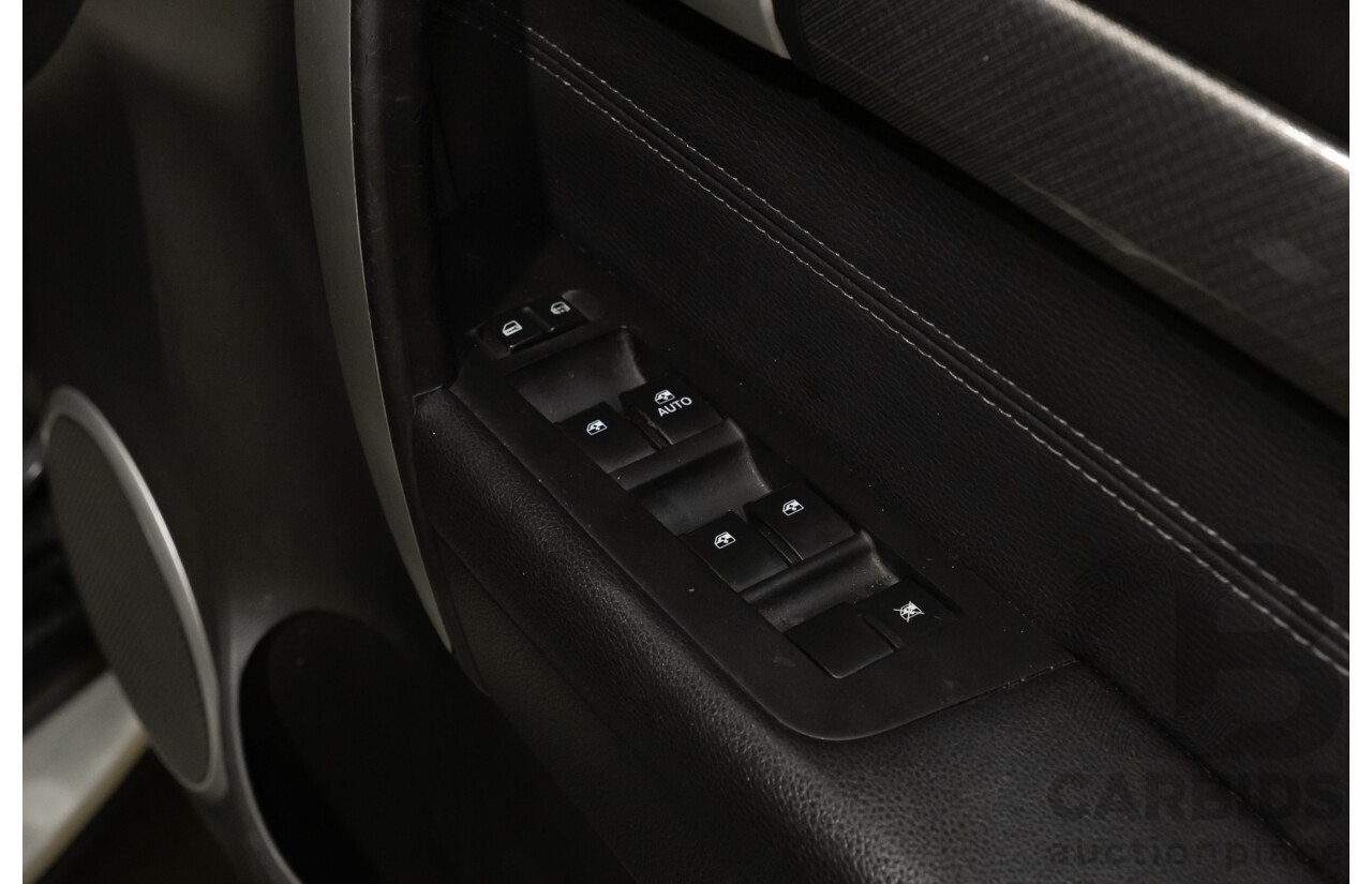 10/2017 Holden Captiva 7 LTZ (AWD) CG MY18 4d Wagon Black Turbo Diesel 2.2L - 7 Seater