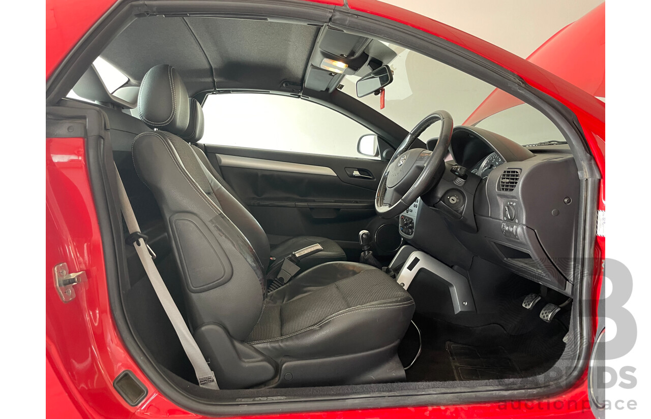 11/05 Holden Tigra  FWD XC 2D Convertible Red 1.8L