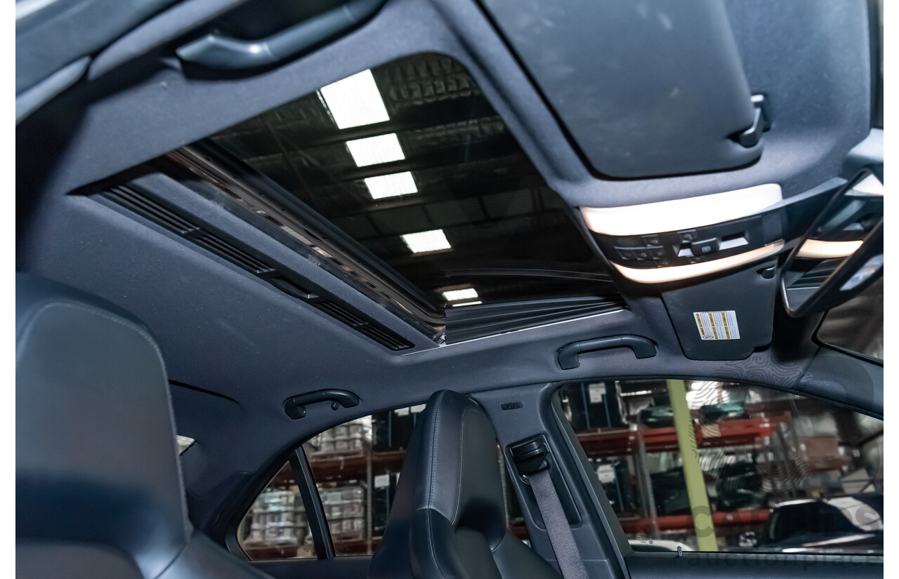 11/2008 Mercedes Benz C63 AMG W204 4d Sedan Palladium Silver Metallic V8 6.3L