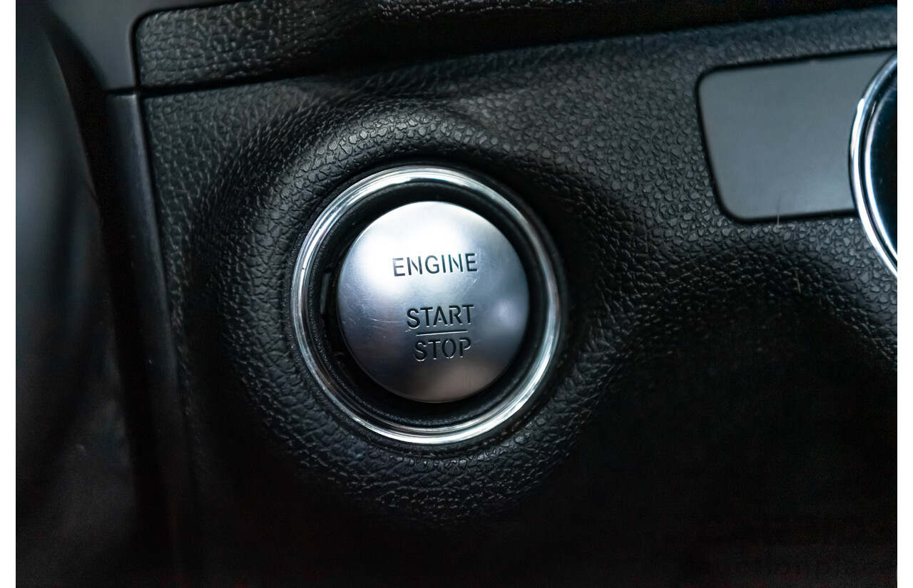 11/2008 Mercedes Benz C63 AMG W204 4d Sedan Palladium Silver Metallic V8 6.3L