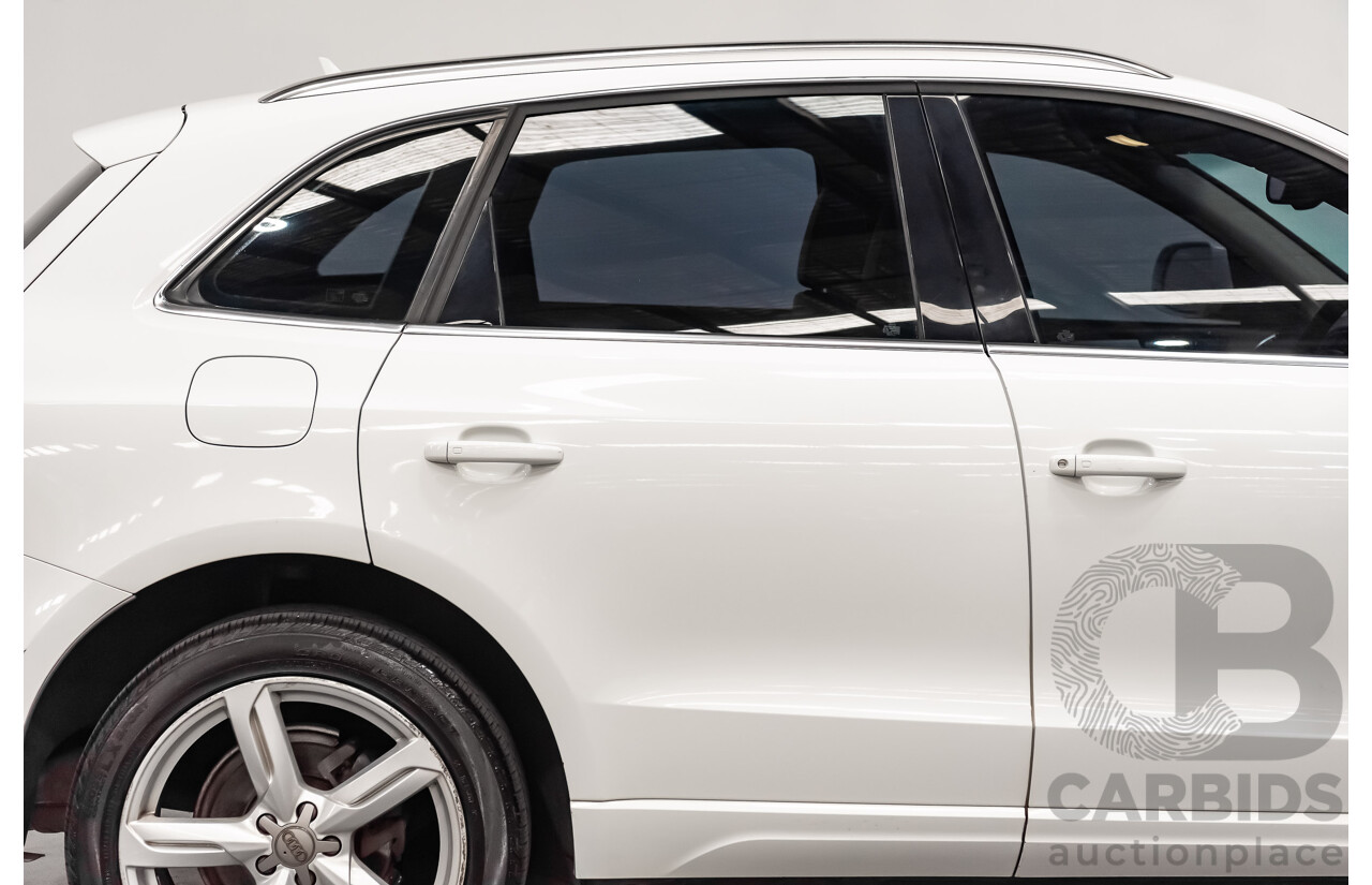 2/2010 Audi Q5 2.0 TFSI Quattro (AWD) 8R MY10 4d Wagon White Turbo 2.0L