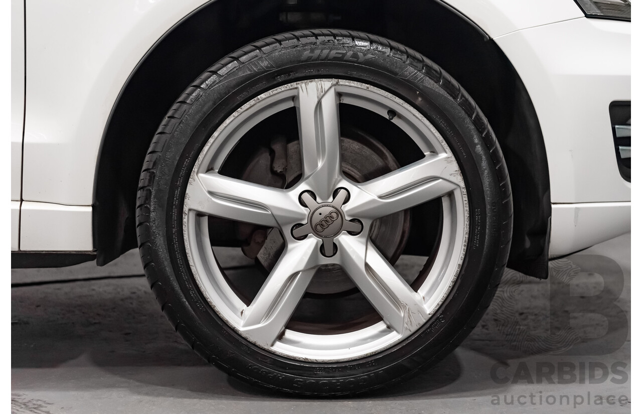2/2010 Audi Q5 2.0 TFSI Quattro (AWD) 8R MY10 4d Wagon White Turbo 2.0L