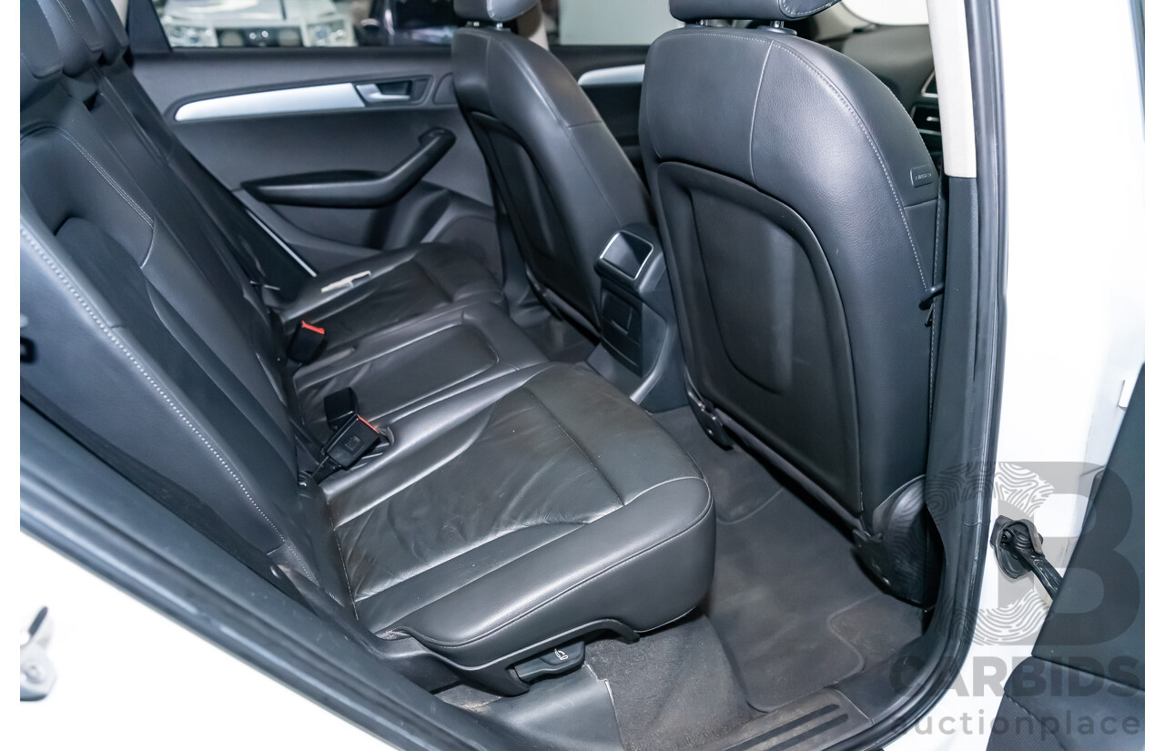 2/2010 Audi Q5 2.0 TFSI Quattro (AWD) 8R MY10 4d Wagon White Turbo 2.0L