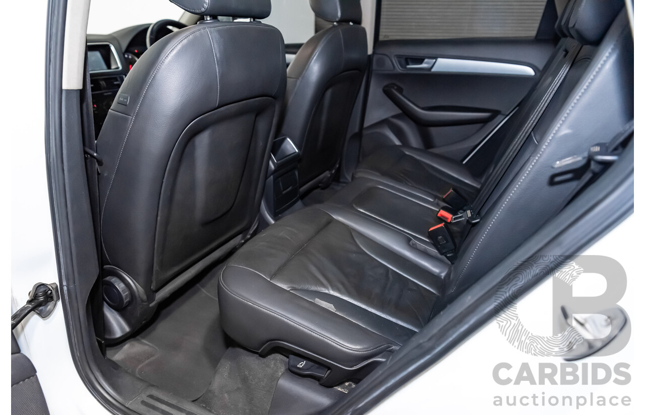 2/2010 Audi Q5 2.0 TFSI Quattro (AWD) 8R MY10 4d Wagon White Turbo 2.0L