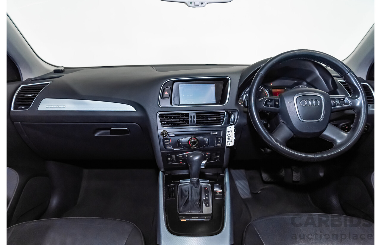 2/2010 Audi Q5 2.0 TFSI Quattro (AWD) 8R MY10 4d Wagon White Turbo 2.0L