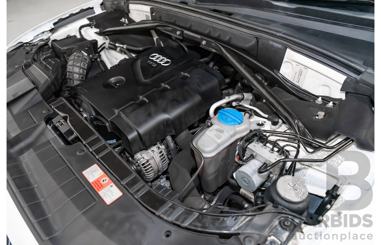 2/2010 Audi Q5 2.0 TFSI Quattro (AWD) 8R MY10 4d Wagon White Turbo 2.0L