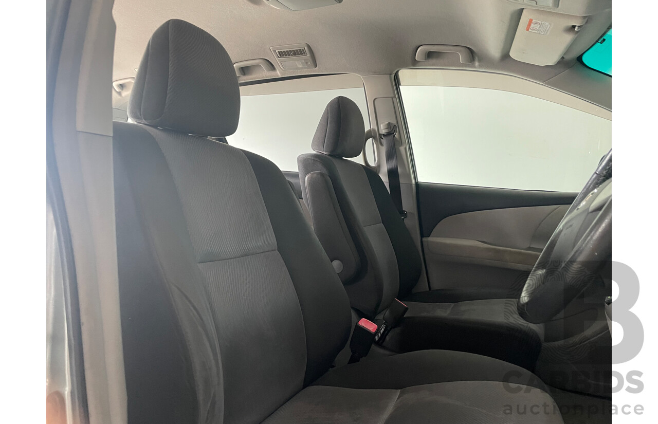07/2007 Toyota Estima Aeras 4x4 5D Van Grey 3.5L V6