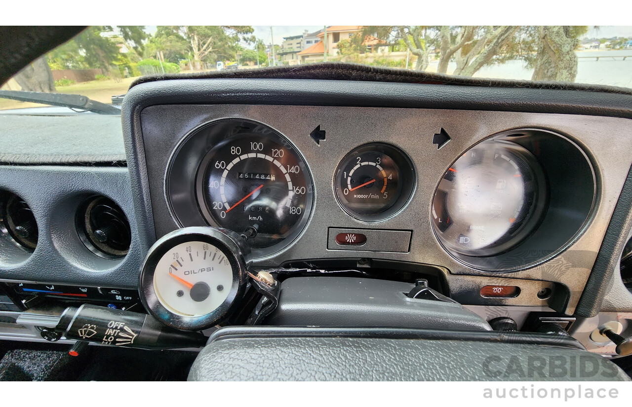 1/1986 Toyota Landcruiser Sahara (4x4) HJ61RG 4d Wagon Blue Diesel 4.0L