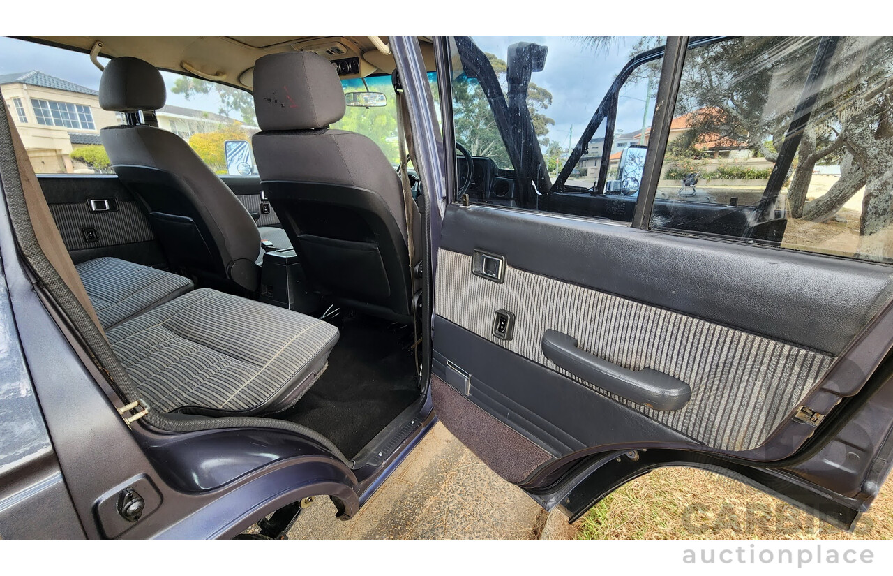 1/1986 Toyota Landcruiser Sahara (4x4) HJ61RG 4d Wagon Blue Diesel 4.0L
