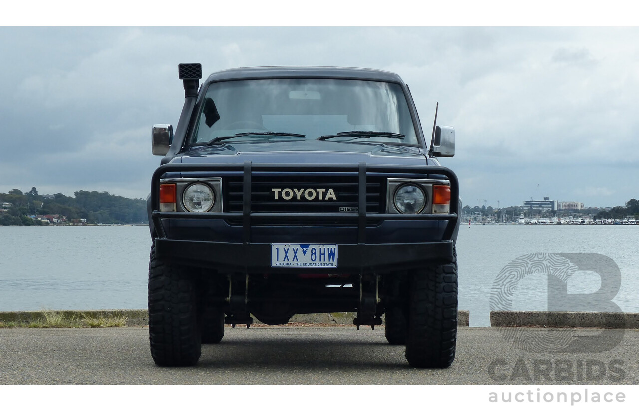 1/1986 Toyota Landcruiser Sahara (4x4) HJ61RG 4d Wagon Blue Diesel 4.0L