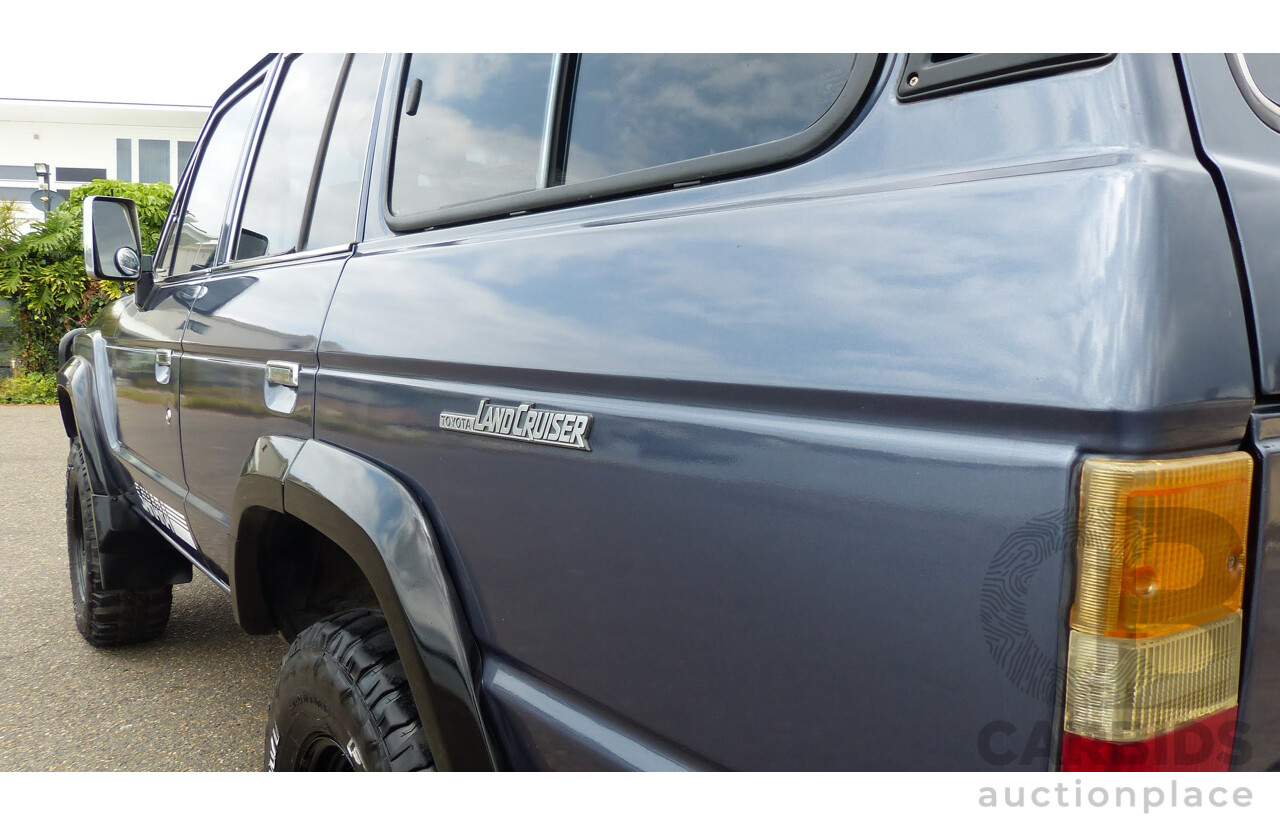 1/1986 Toyota Landcruiser Sahara (4x4) HJ61RG 4d Wagon Blue Diesel 4.0L