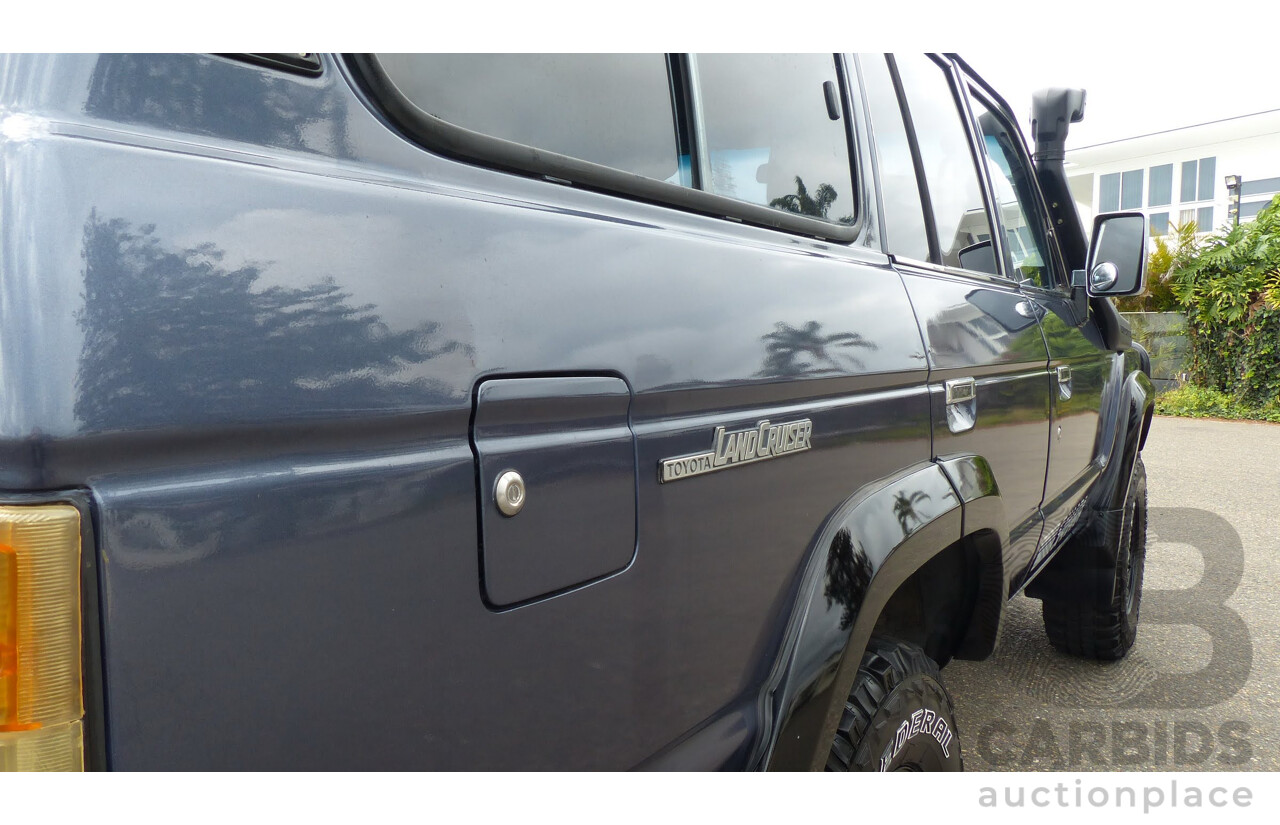 1/1986 Toyota Landcruiser Sahara (4x4) HJ61RG 4d Wagon Blue Diesel 4.0L