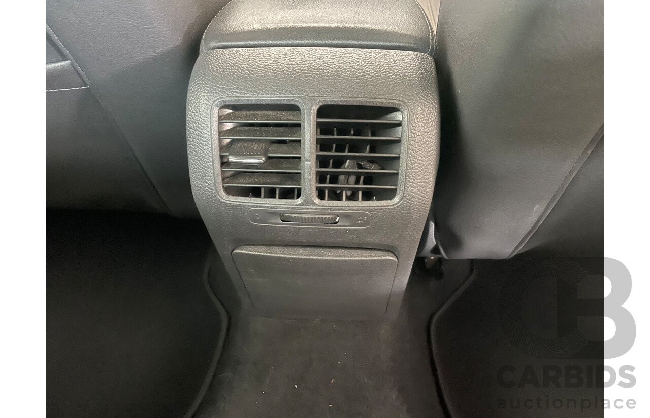 07/06 Volkswagen Golf GTi FWD 1K 5D Hatchback White 2.0L