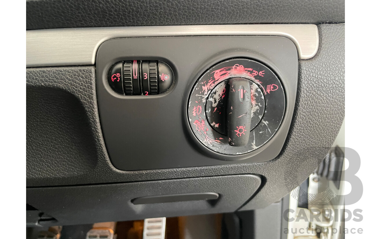 07/06 Volkswagen Golf GTi FWD 1K 5D Hatchback White 2.0L