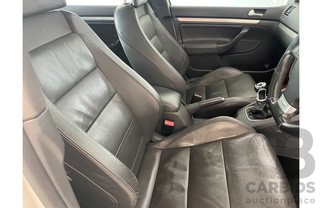 07/06 Volkswagen Golf GTi FWD 1K 5D Hatchback White 2.0L