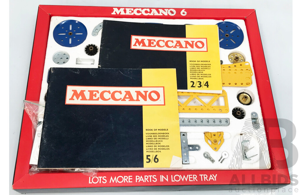 Vintage Meccano Construction Box - 550 Parts Set